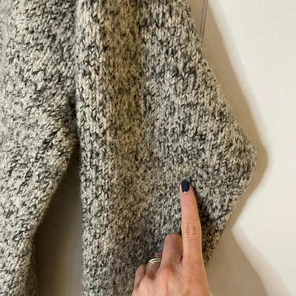 Eddie Bauer Gray Crewneck Sweater - Picture 4 of 9